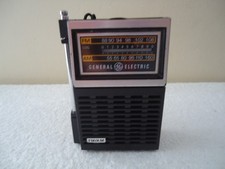 GE Model No.7-2506B FM/AM Radio " Beautiful Working Condition " Free Shipping "