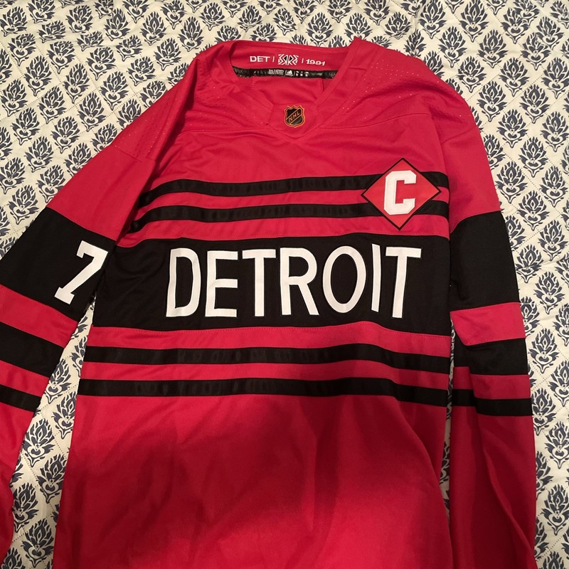 Detroit Red Wings Dylan Larkin reverse retro jersey sz 56 NEW! Rare!