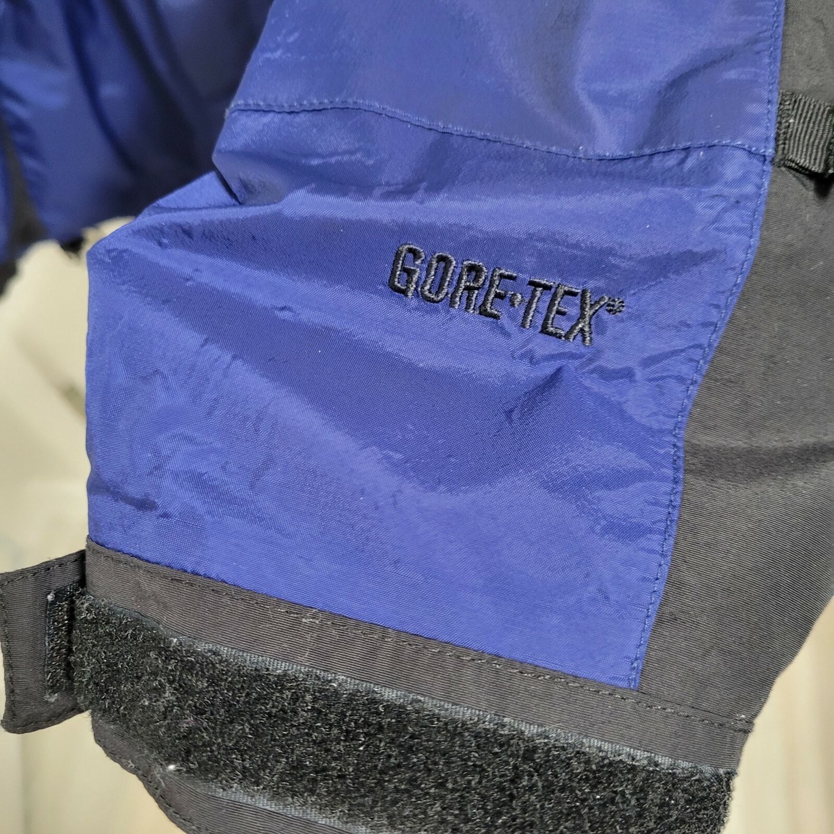 Vintage The North Face Mountain Guide Blue / Black GORE-TEX Vintage The North Face Mountain Guide Blue / Black GORE-TEX