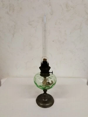 Lampe À Pétrole En Verre Et Pied En Étain - Photo 1/4