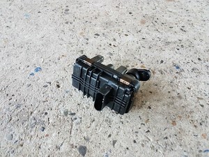 BMW 3er F30 F31 N47N Laderdrucksteller Steuergerät Turbolader 8519475 8519476