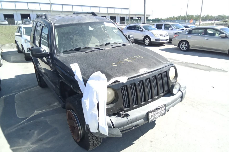 Jeep Liberty 2005 transmisión automática OEM 166 k millas - LKQ438233252 Foto 2 de 4