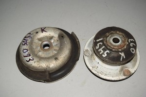 BMW 5 E60 Stoßdämpferlager vorne links 4.40 Petrol 245kw 2003 1377365