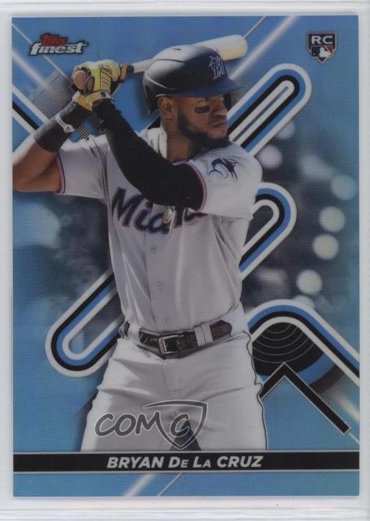 2022 Topps Finest Sky Blue Refractor 240/300 Bryan De La Cruz #24 Rookie RC 0o1
