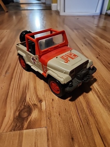 Mattel Jurassic Park Legacy Collection JP12 Jeep Wrangler Plastic Toy 2021