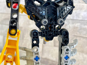 Bionicle Mistika Set of : 8688, 8689, 8690, 8694, 8695, 8696 + Manual & Canister