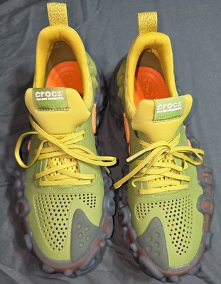 Crocs  Men's 208694  SZ 9