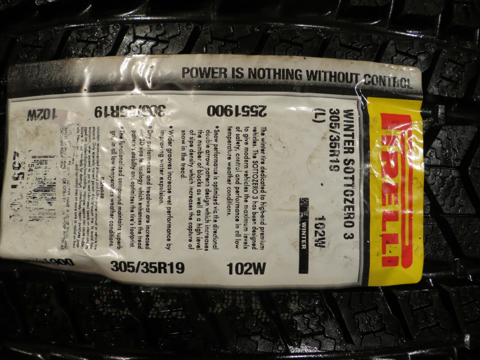 NEW 1 ONE PIRELLI WINTER SOTTOZERO 3 L LAMBORGHINI 305/35R19 SNOW 305 35 19 2738