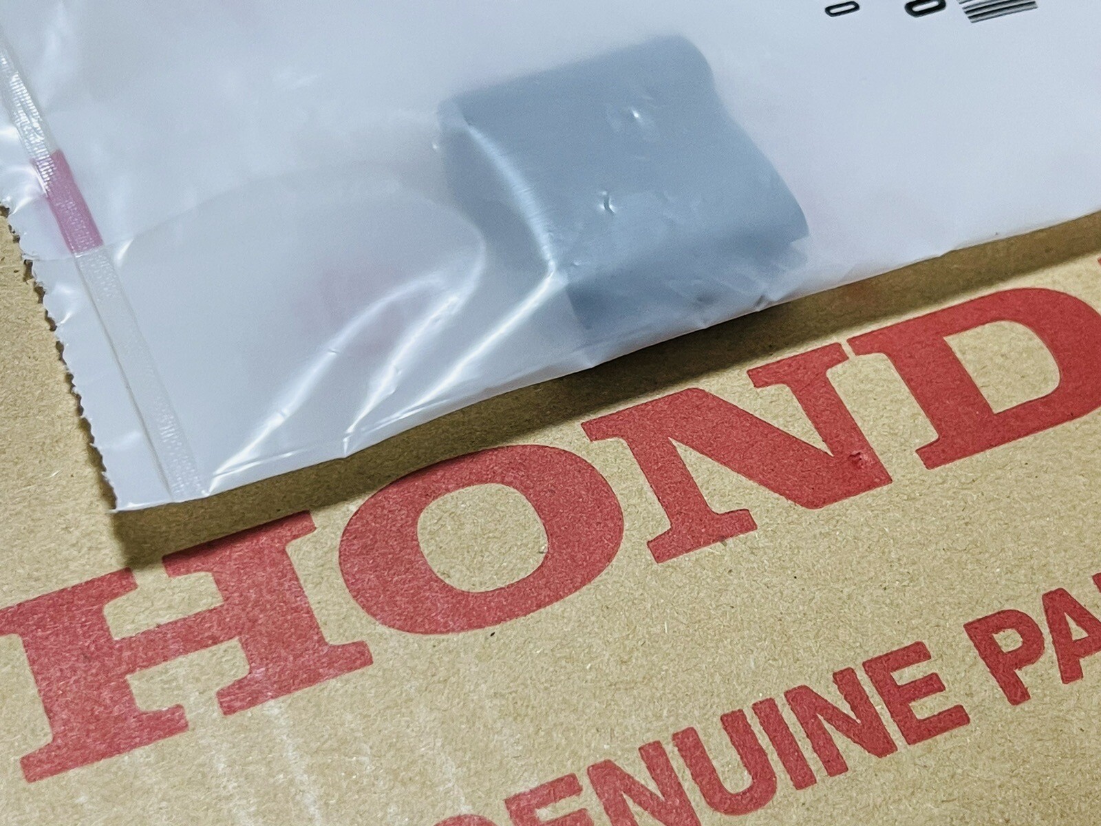 New Genuine Honda Hood Cushion Stopper (x1) OE 74144SE0000 | eBay