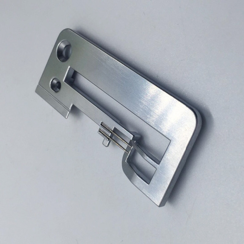 NEEDLE PLATE 4 THREAD FIT BROTHER 3034D  OVERLOCK/SERGERS #XB1555001 (87)