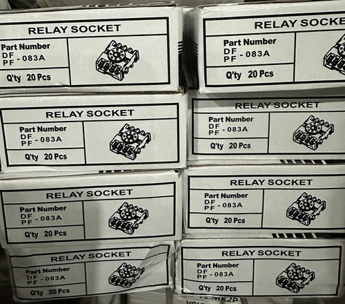 320 X 8pin Relay Socket - Picture 2 of 4