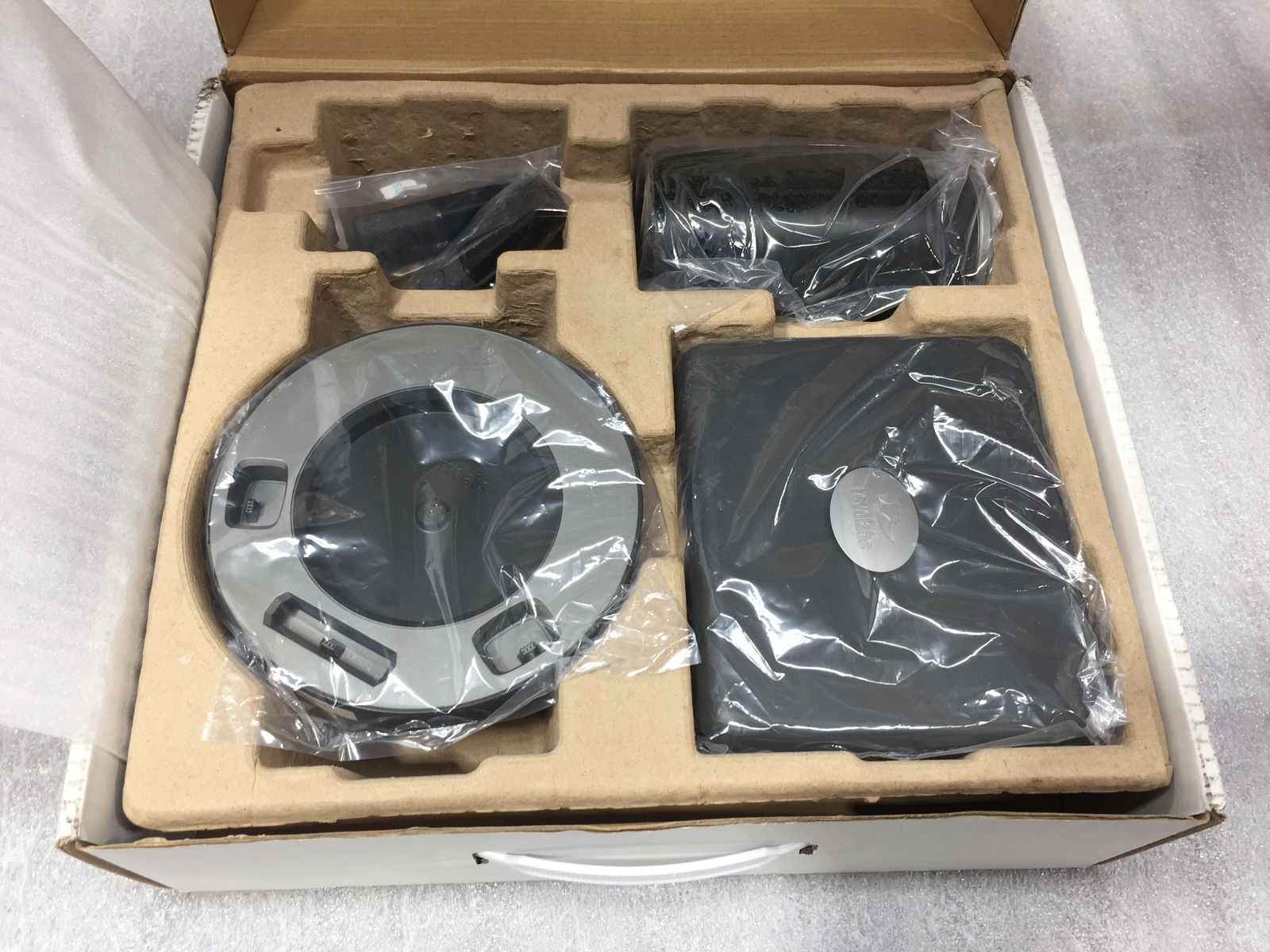 Revolabs FLX2 Wireless Conference Phone System 10-FLX2-200-POTS, New Open Box