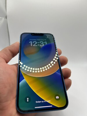 Apple iPhone 13 128GB バッテリー89%（Apple iPhone 14 スター