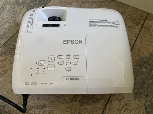 Epson EH-TW5300 Full 1080p Home Cinema Projector Complete With Remote - Picture 4 of 7