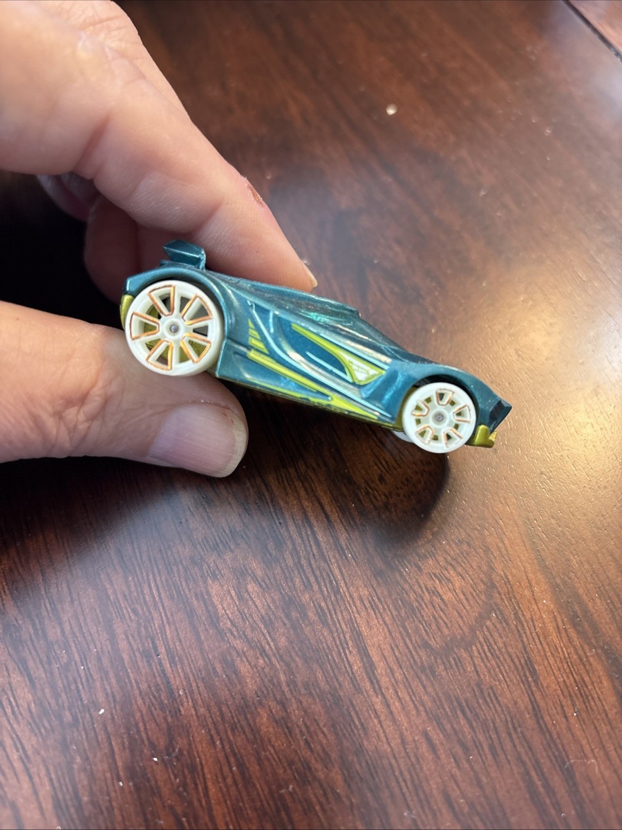 Hot Wheels: Chicane. Green. B73 | eBay