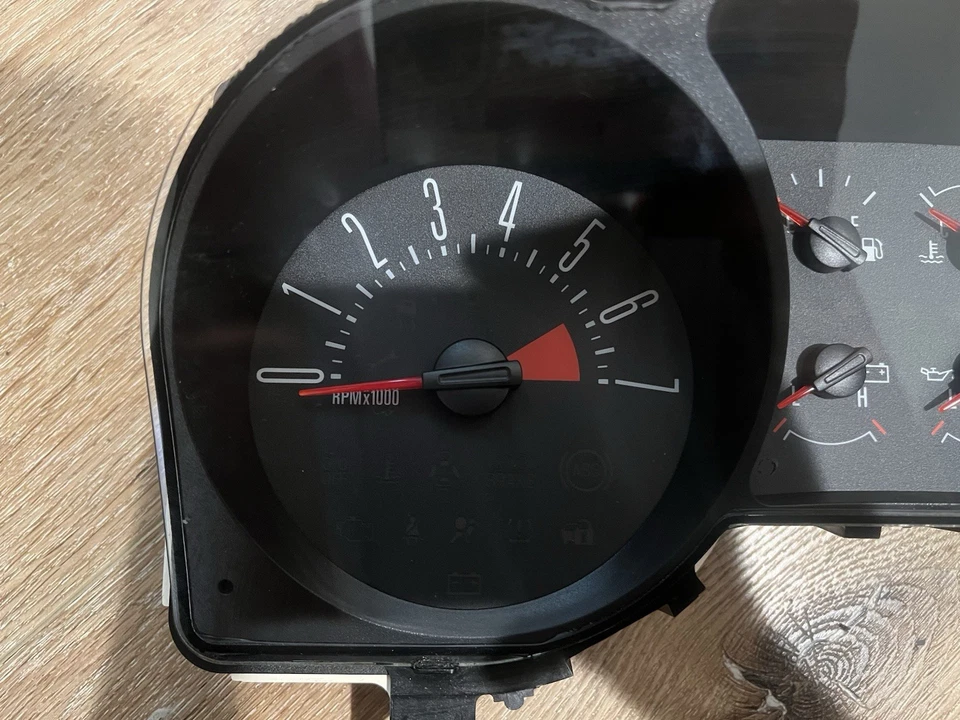 Cuadro medidor velocímetro tablero Ford Mustang 2005-2009 4,0/V6 Foto 2 de 4