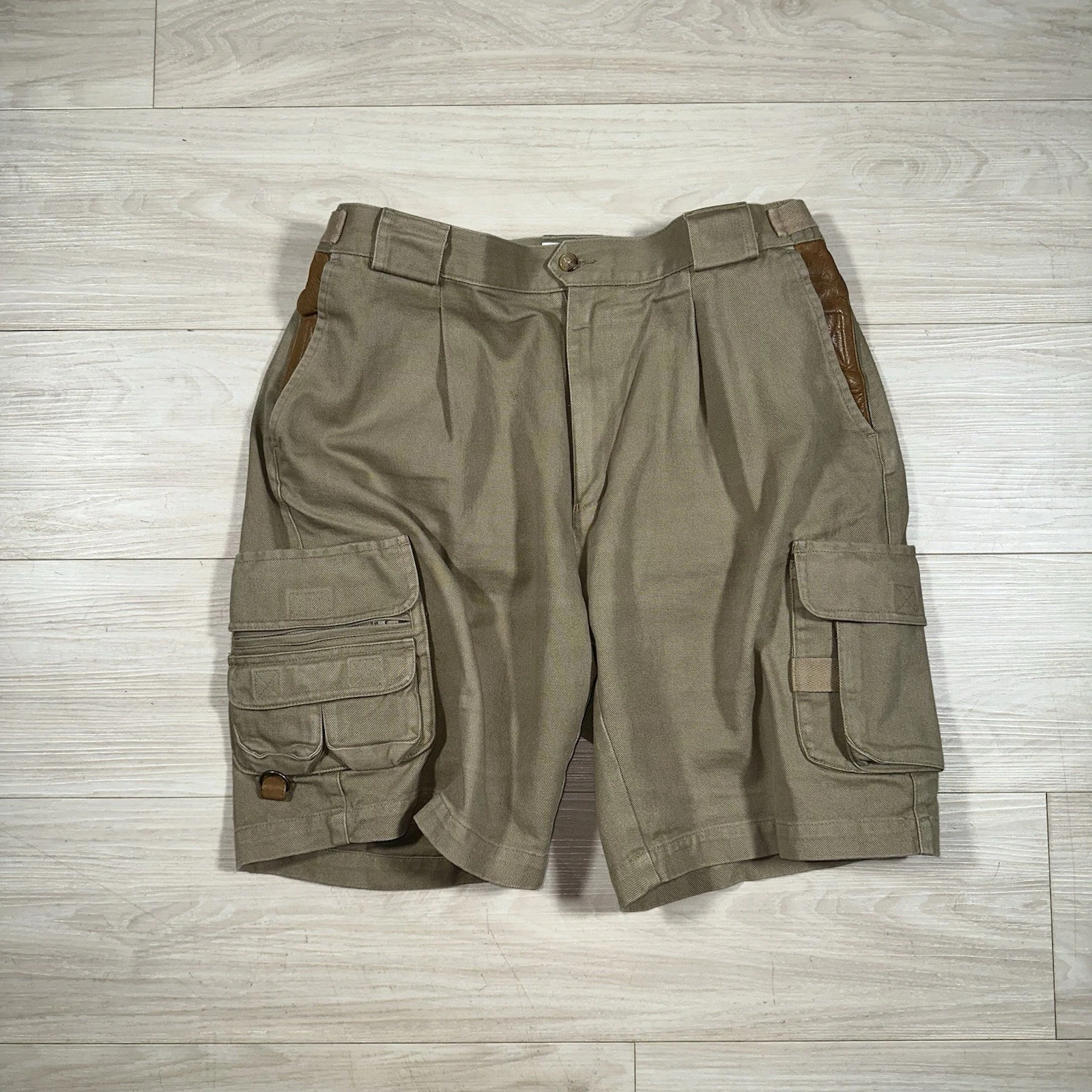 Orvis Cargo Shorts Men’s 36 fits 33 Khaki Vintage 90s Fishing Utility Chino
