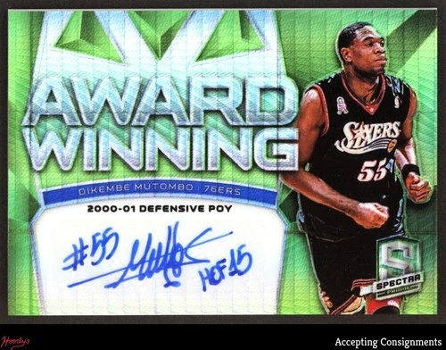 2018-19 Spectra Award Winning Neon Green #30 Dikembe Mutombo AUTO 76ERS 39/49