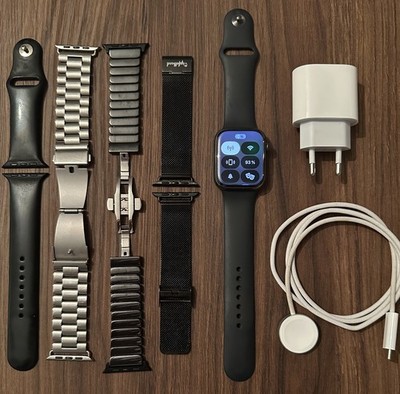 Apple Watch Series 9 45 mm GPS + Cellular | Edelstahl | mit Zubehör