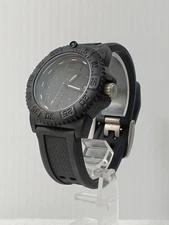 LUMINOX 7050 quartz analog wristwatch