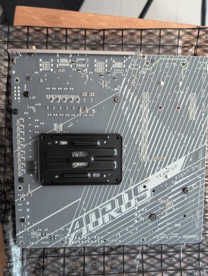 GIGABYTE B650 AORUS Elite AX ICE Mainboard