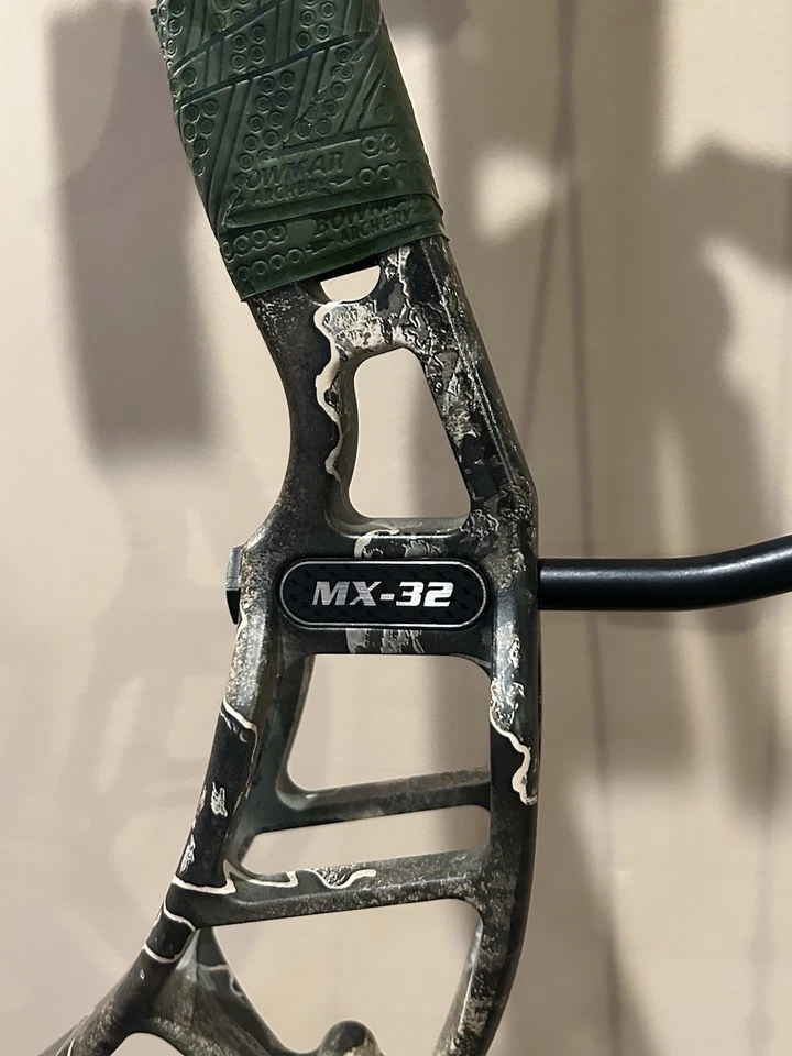 Arco composto Expedition Archery MX-32 destro - Imagem 2 de 4