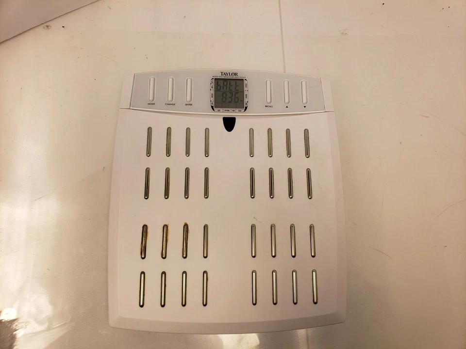 Taylor (5582) беспроводной анализатор жира на теле и весы со съемным дисплеем - Изображение 2 из 4