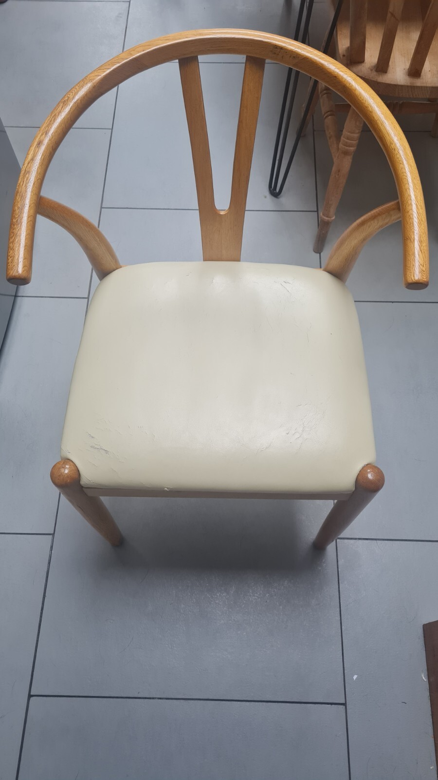 Wishbone style dining chair x 4 ash blonde (SEAT PADS NEED REFURBING