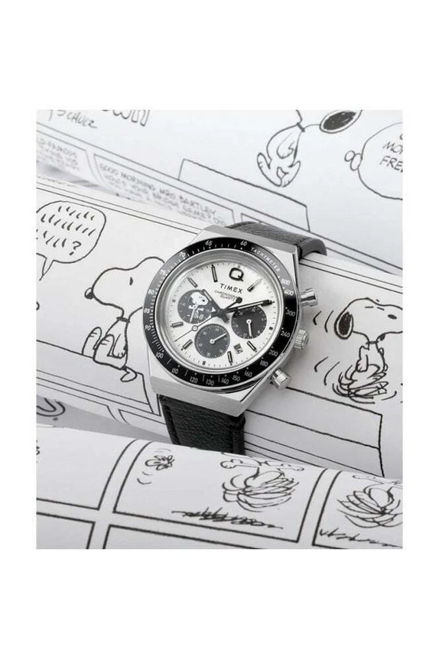 Q Timex Chronograph x Peanuts Snoopy 40mm Watch TW2W68900 - Image 2 of 4