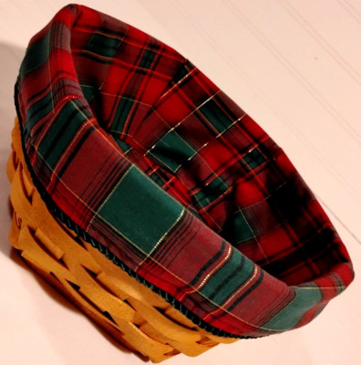 Longaberger Handwoven Basket Hexagon w/Plaid Liner Signed 2000 Dresden Ohio USA