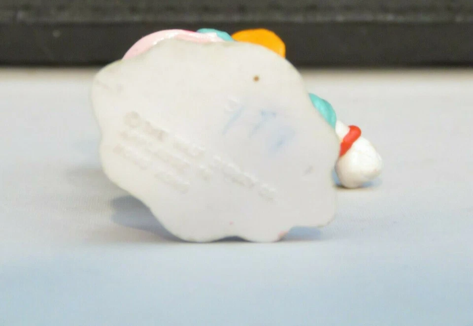 Vintage Daisy Duck PVC Figure Disney Applause Cake Topper 80s Pink Dress Dancing - Image 3 of 4