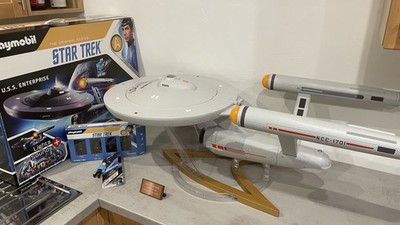PLAYMOBIL  70548 Star Trek - U.S.S. Enterprise NCC-1701 Mit OVP & extra Figuren