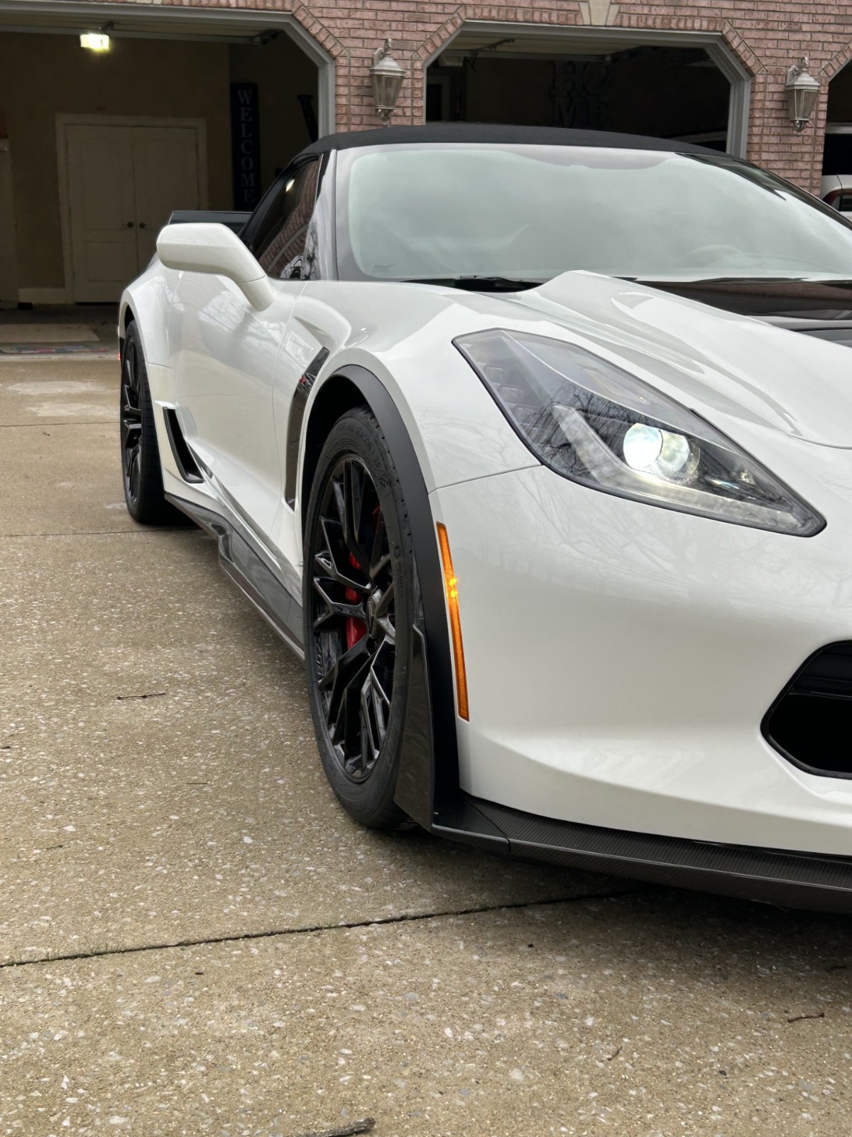 2019 White Chevrolet Corvette   | C7 Corvette Photo 4