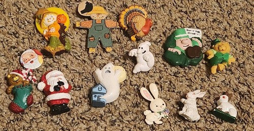 13 Vintage Holiday Pin Button Lot Easter Christmas Thanksgiving St Patrick's