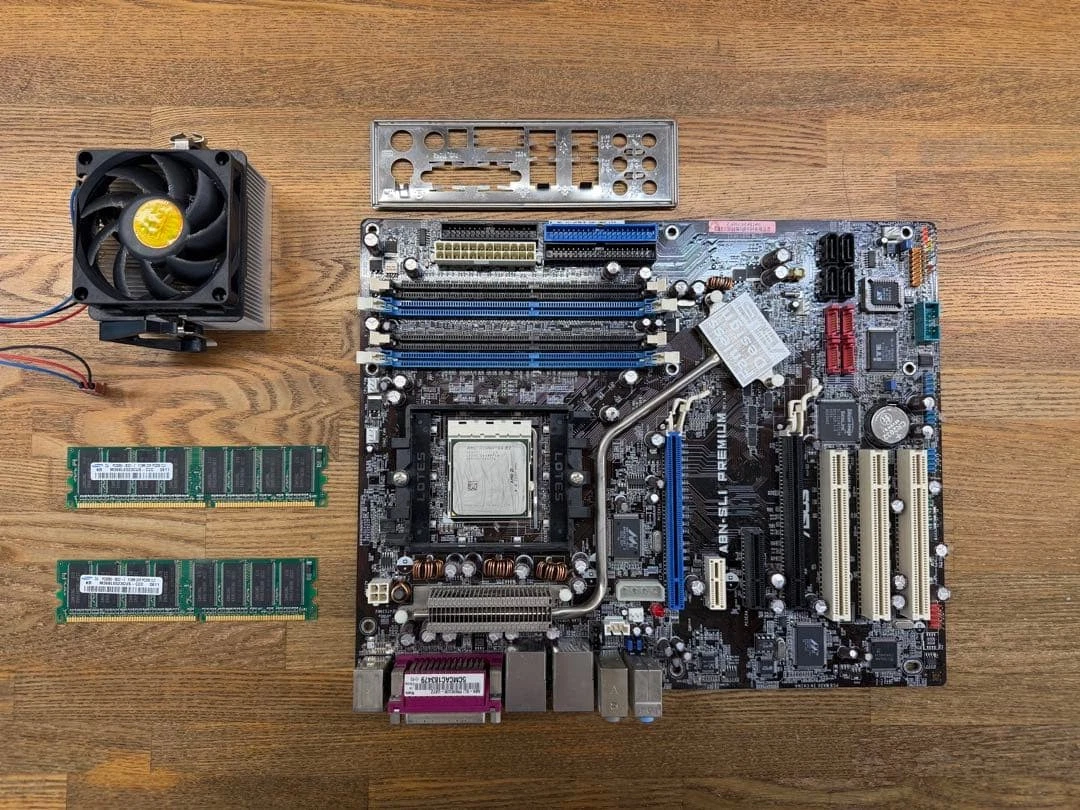 Athlon 64 3800、Socket 939 マザーボード、メモリセット Athlon 64 3800、Socket 939 マザーボード、メモリセット 【公式通販】