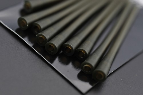 Korda Solid Bag Tail Rubber -Long Stem, Creates Strong Seal, 10 Per Pack - Picture 5 of 5