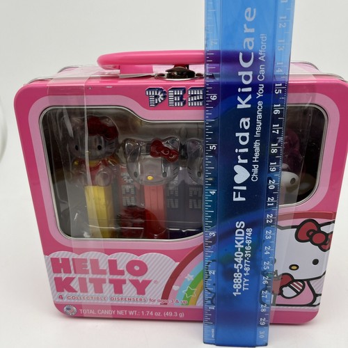Sanrio Hello Kitty 4 Dispensadores Pez Coleccionables y Caramelos en Fiambrera de Metal NUEVO - Imagen 13 de 15