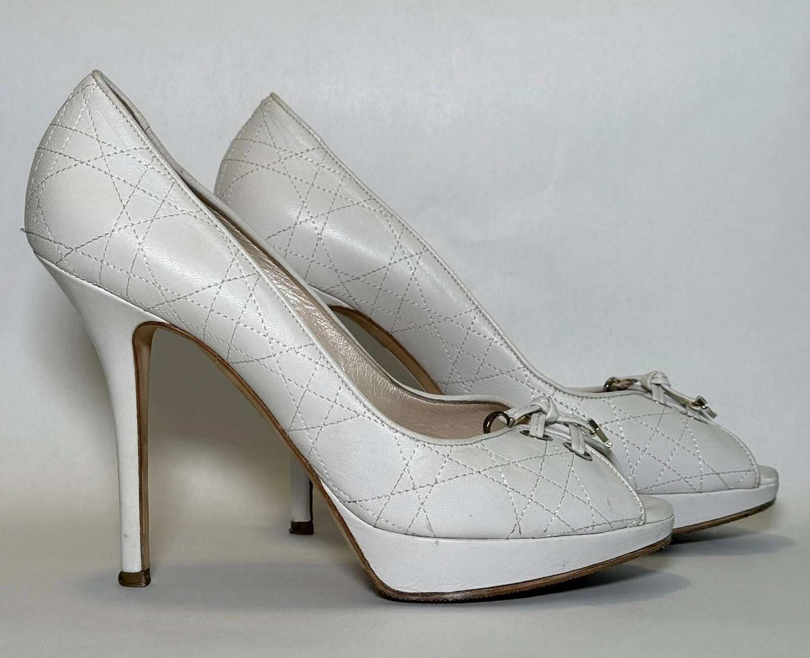 Chaussures blanches Christian Dior taille 40 EU/ 10 US