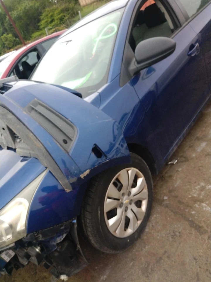 Used Left Curtain Air Bag fits: 2013 Chevrolet Cruze front driver roof Left Grad Foto 3 de 4