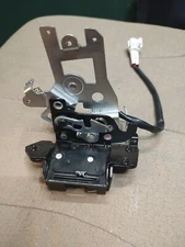 Liftgate Door Lock Actuator Fits Toyota Sequoia 2001-2007 4.7L 931-861