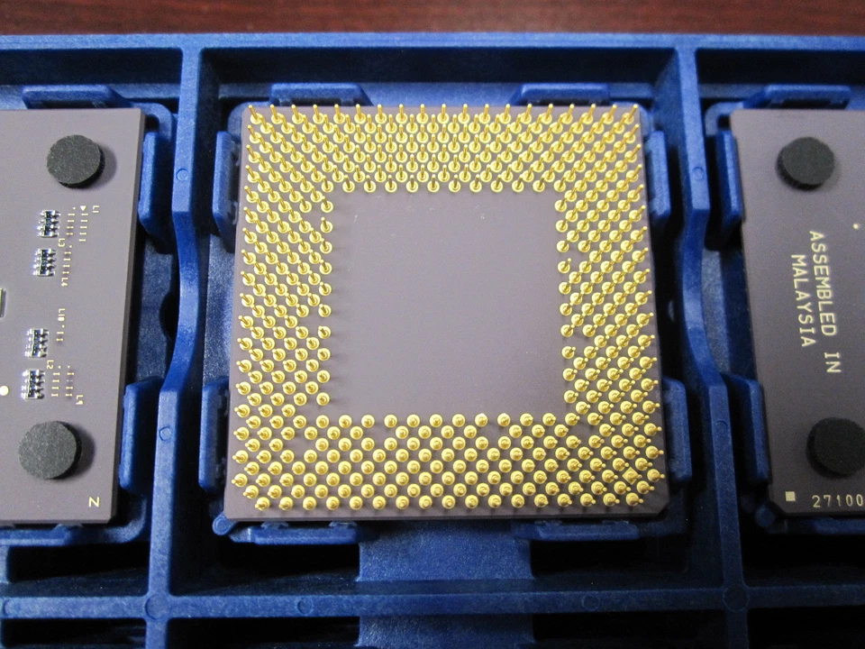 AMD Mobile Athlon 4 1000 AHM1000AUQ3B Socket A CPU OEM NEW Vintage - Image 3 of 3