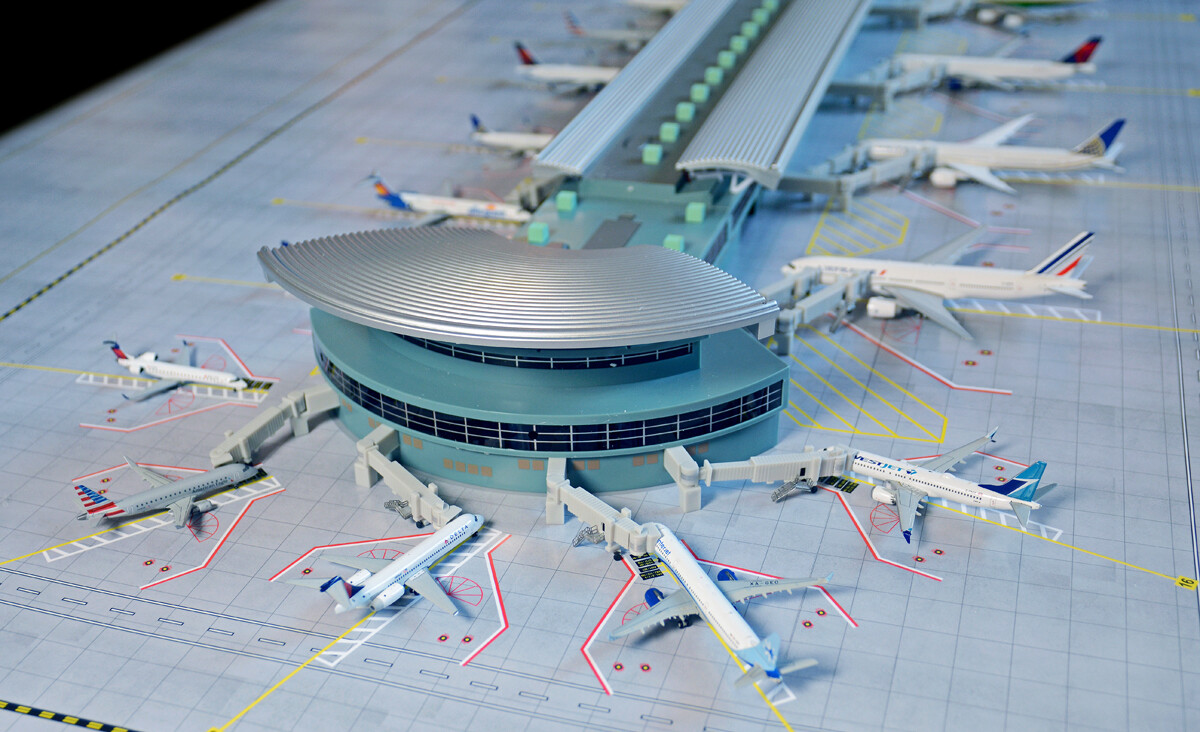 Gemini Jets 1:400 Scale DELUXE Airport Terminal & Mat (Bundle) IN