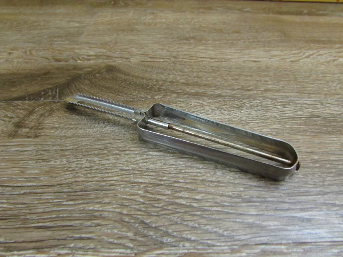 Vintage Vegetable Potato Peeler Serrated Peeler 6