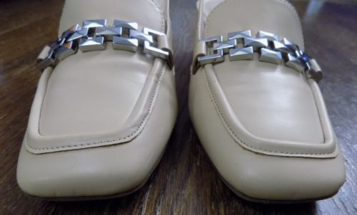 Retro Marc Fisher Graci Slingback 2" Heels Chain accent Loafers Pumps Beige 8.5 - Picture 4 of 12