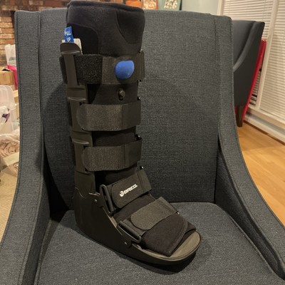 BREG INTEGRITY FRACTURE WALKER BOOT AIR TALL Large, Brand New