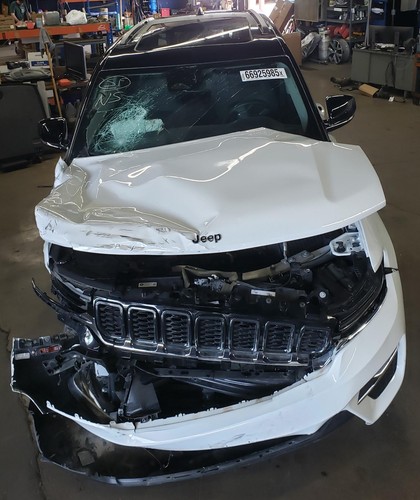 22 GRAND CHEROKEE Carrier Assembly WL body (VIN G, H, Y, J or K, 6th digit), r - Picture 3 of 12