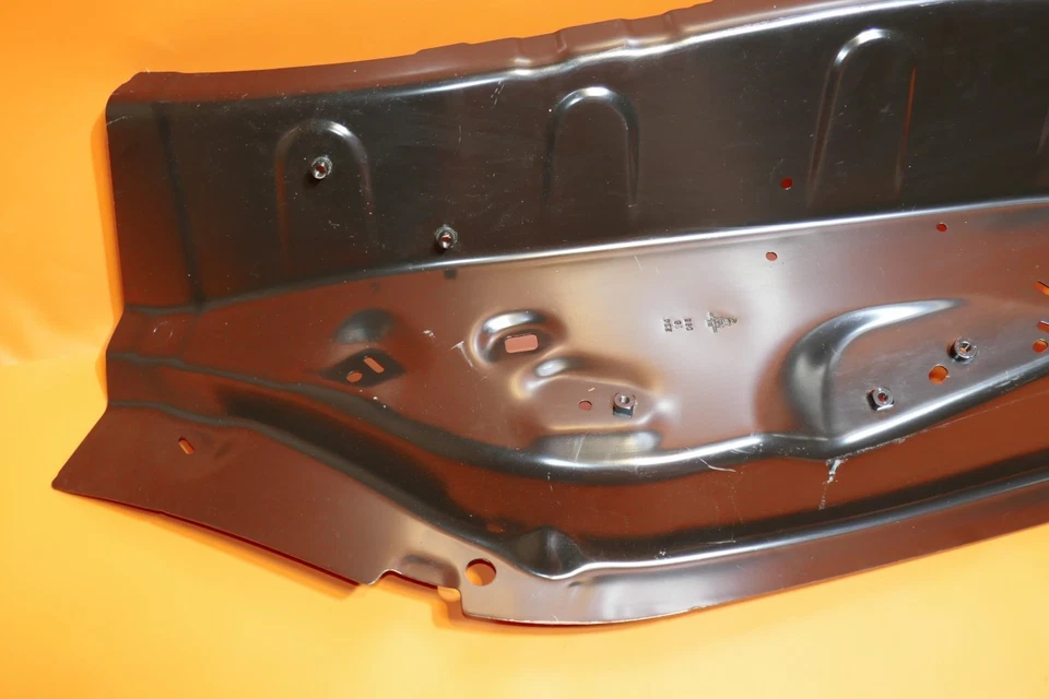 PANEL LATERAL INTERIOR TRASERO IZQUIERDO LAMBORGHINI URUS 2019-2021 2022 2023 4ML 810 033 A Foto 2 de 4