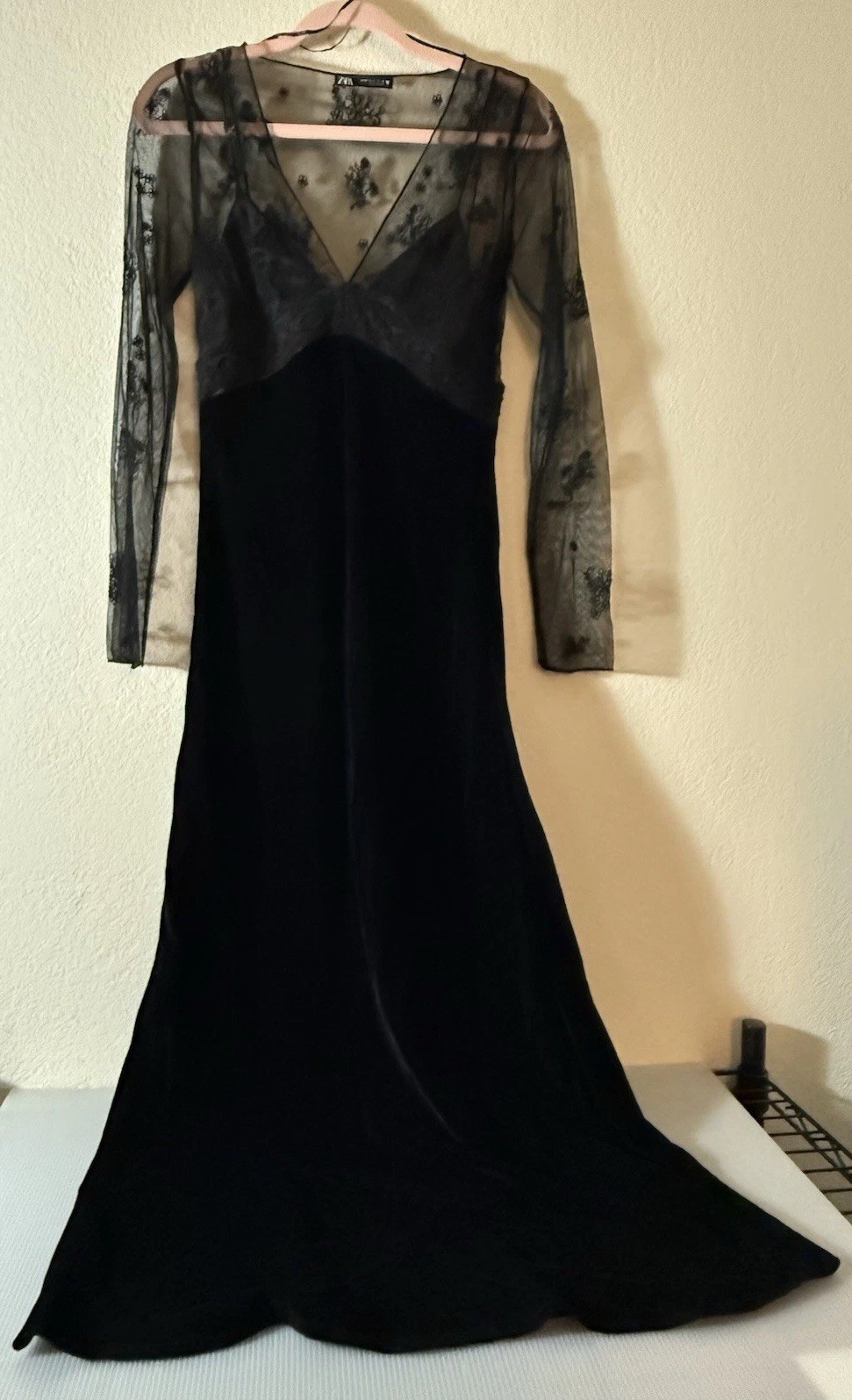 Zara Women’s  Black Lace & Crushed Velvet Long Sleeve Party Long Dress | Sz. XS