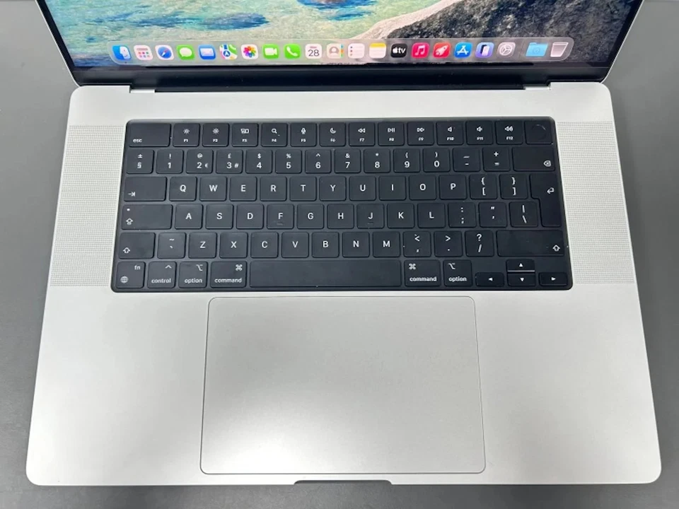 Apple MacBook Pro 16" M4 Max · 48GB · 1TB, photo 4 of 5