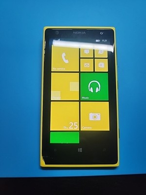 Nokia Lumia 1020/Nokia 909 - 32 GB - Yellow (Unlocked) Windows Phone 8.1